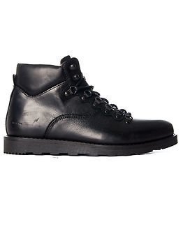 makia trail boot